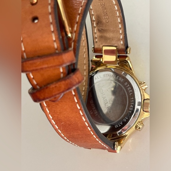 Michael Kors WRAP AROUND leather watch - Picture 3 of 6